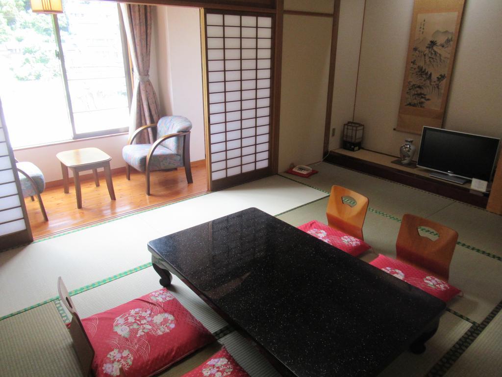 Amagase Onsen Hotel Suikoen Hita Zewnętrze zdjęcie