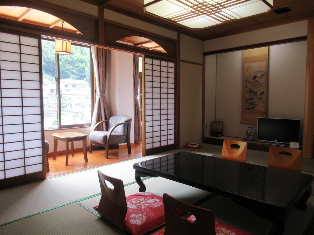 Amagase Onsen Hotel Suikoen Hita Zewnętrze zdjęcie