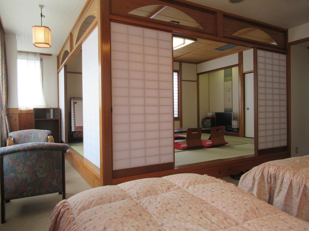 Amagase Onsen Hotel Suikoen Hita Zewnętrze zdjęcie